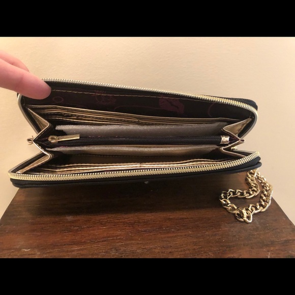 Betsy Johnson wristlet - Picture 3 of 3